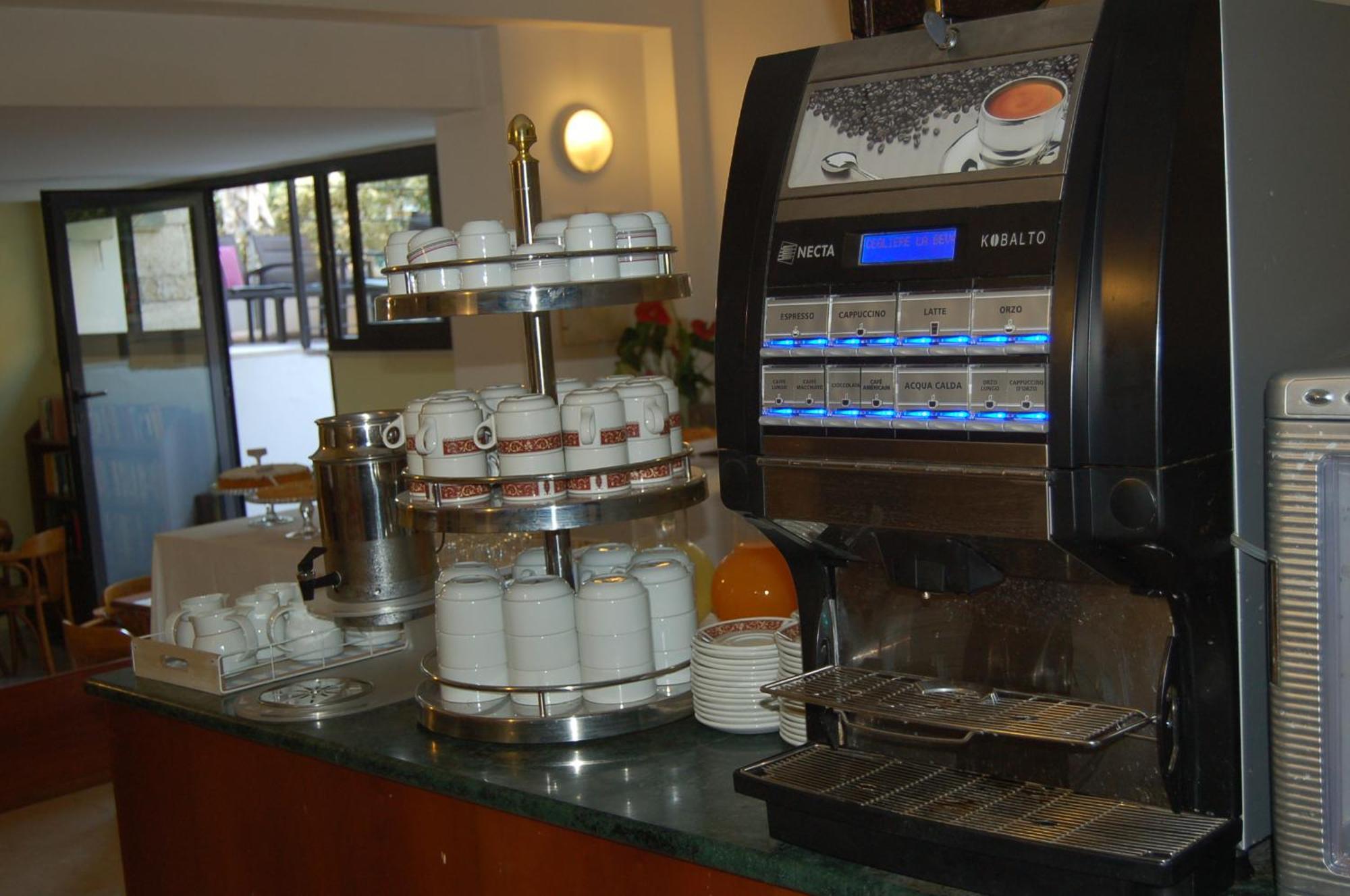 Hotel Brig Каттолика Экстерьер фото