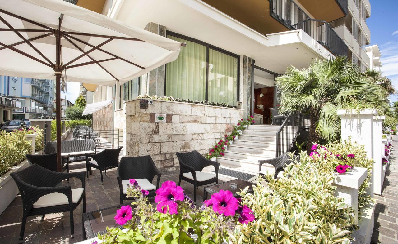 Hotel Brig Каттолика Экстерьер фото